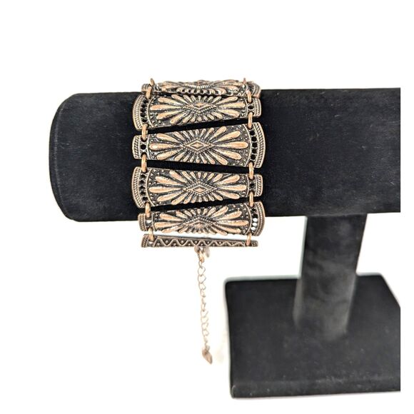 Copper Black Vintage Embossed Link Bracelet - Picture 5 of 8